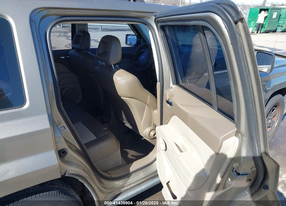 2008 JEEP PATRIOT SPORT VIN: 1J8FT28098D705376
