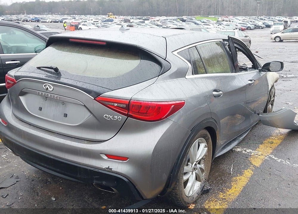 2018 INFINITI QX30 PURE VIN: SJKCH5CP7JA004891