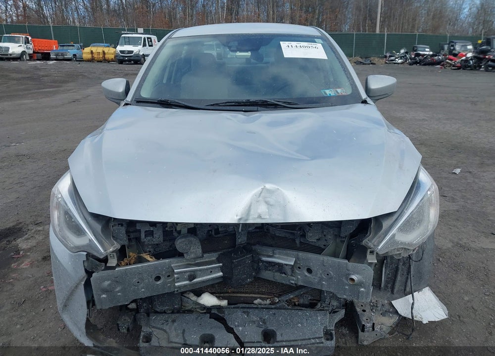 2019 TOYOTA YARIS VIN: 3MYDLBYV3KY503925