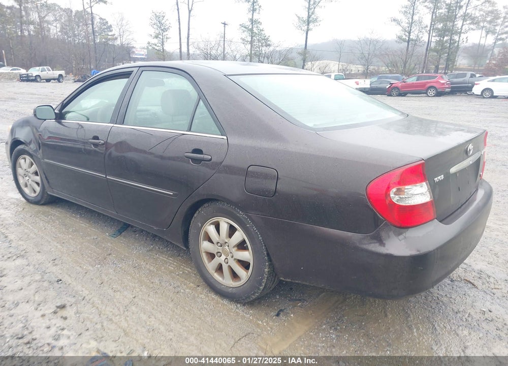 2002 TOYOTA CAMRY XLE V6 VIN: 4T1BF30KX2U528288