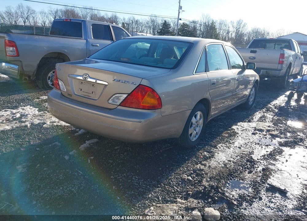 2001 TOYOTA AVALON XL VIN: 4T1BF28B81U158102