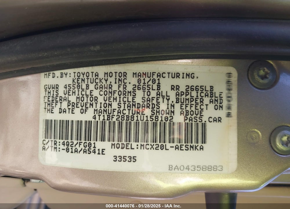 2001 TOYOTA AVALON XL VIN: 4T1BF28B81U158102