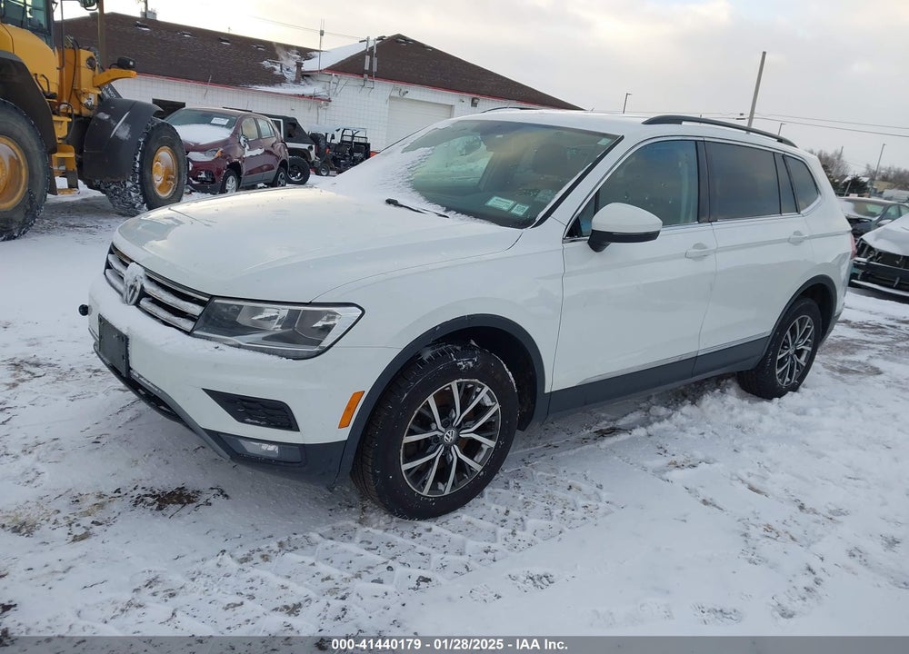 2018 VOLKSWAGEN TIGUAN 2.0T SE/2.0T SEL VIN: 3VV2B7AX8JM020343