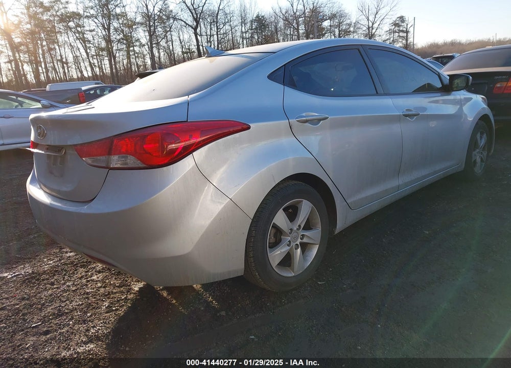 2011 HYUNDAI ELANTRA VIN: KMHDH4AE2BU123866