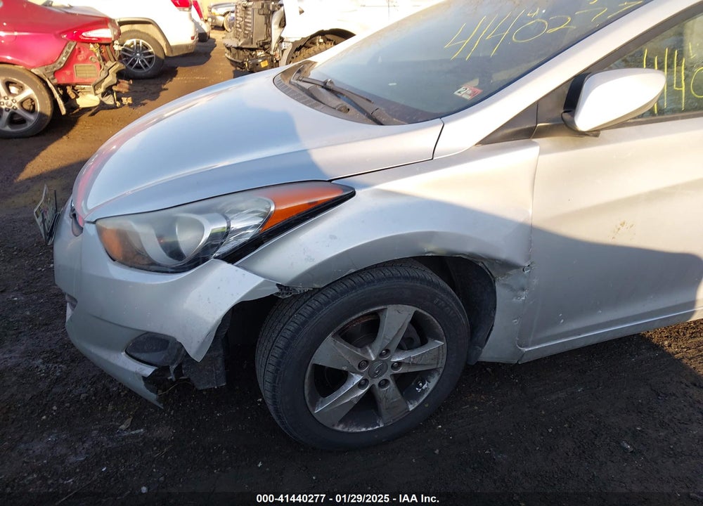 2011 HYUNDAI ELANTRA VIN: KMHDH4AE2BU123866