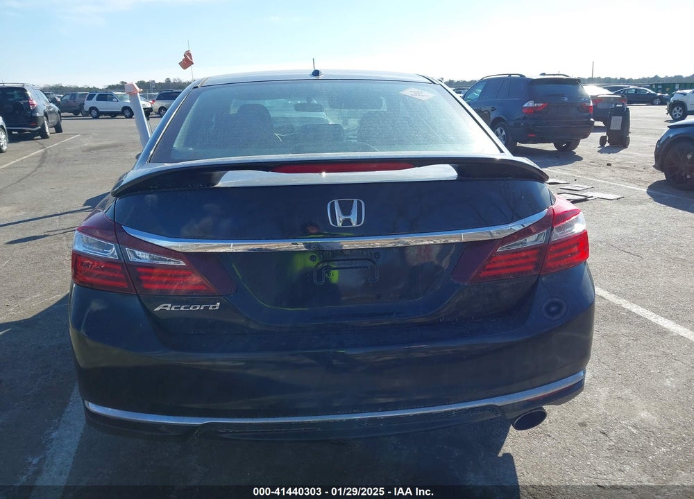 2016 HONDA ACCORD VIN: 1HGCR2F72GA048642