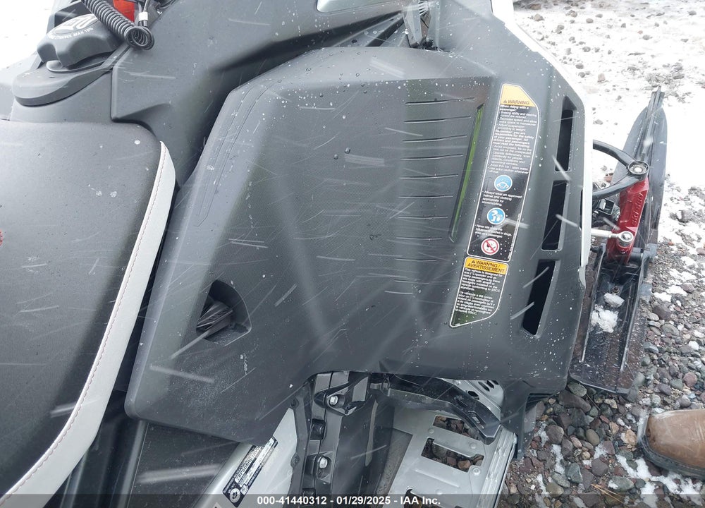 2024 SKI DOO RENEGADE ANDRENALINE VIN: 2BPSDBRG1RV000110