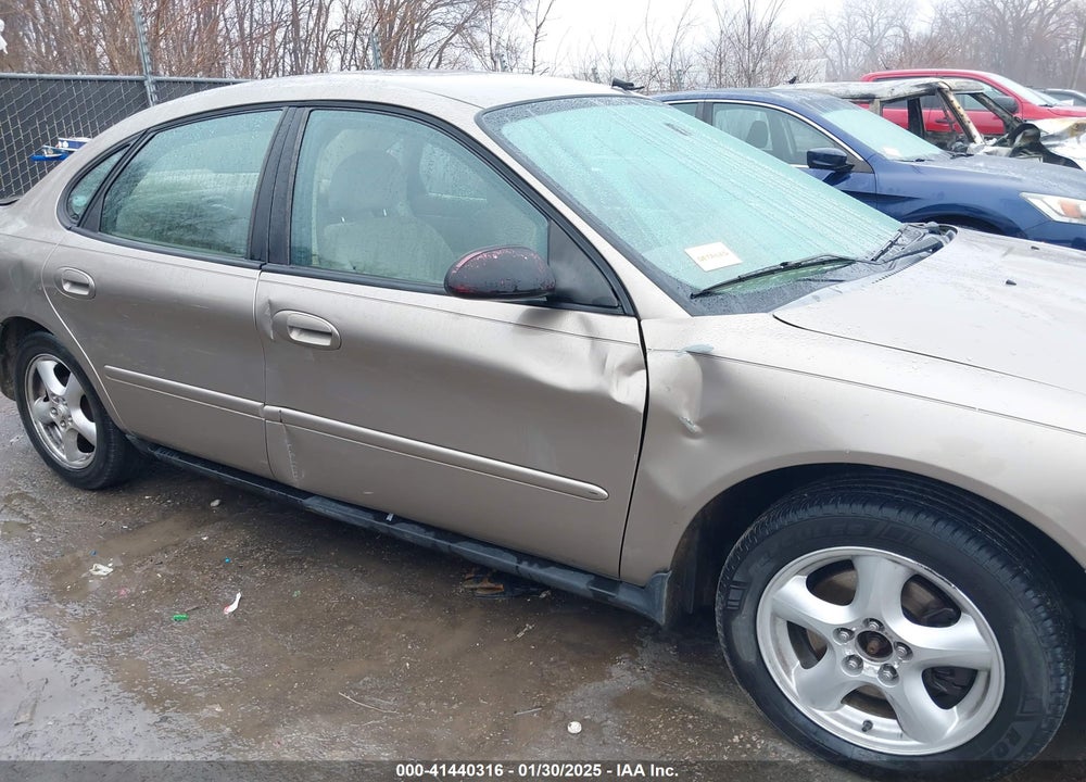 2003 FORD TAURUS SES VIN: 1FAFP55233G272783