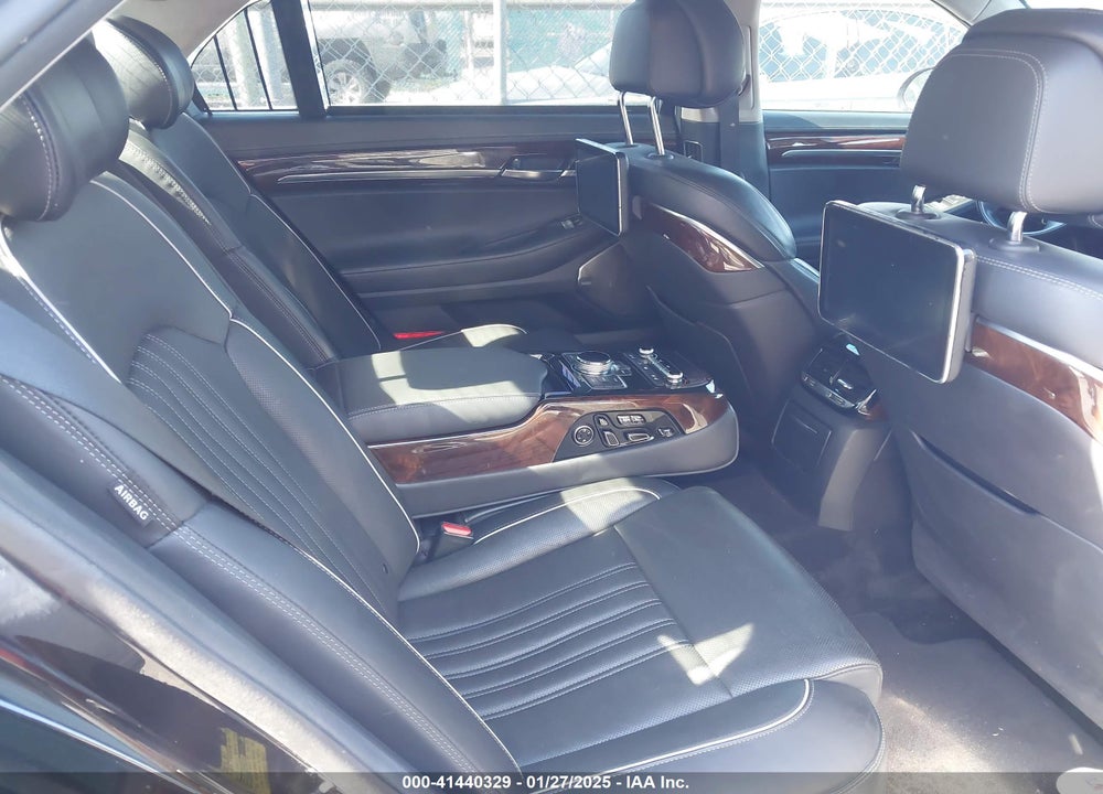 2019 GENESIS G90 ULTIMATE VIN: KMTF54JH0K4054550