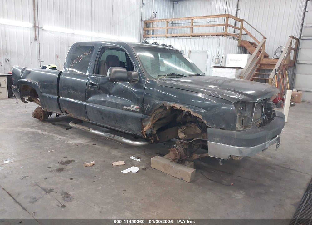 2003 CHEVROLET SILVERADO 2500HD LS VIN: 1GCHK29123E145682