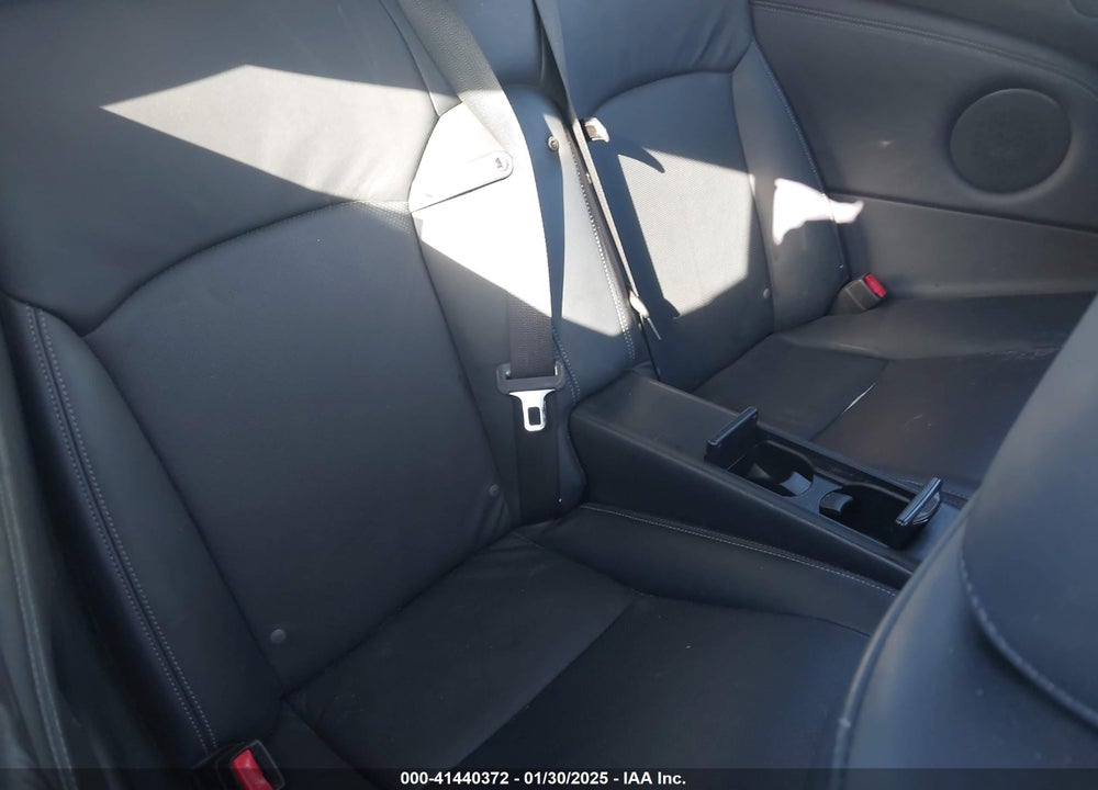 2010 LEXUS IS 350C VIN: JTHFE2C29A2500957