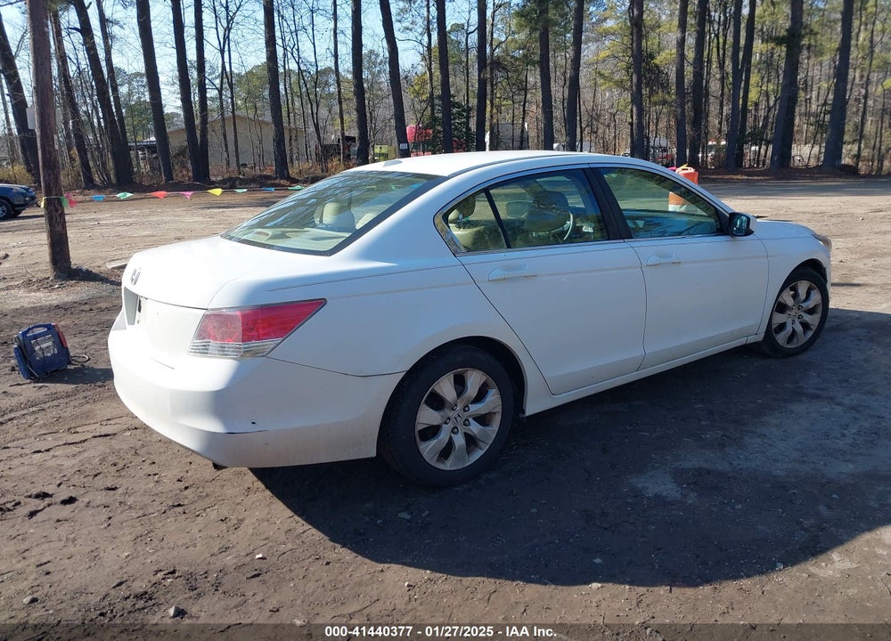 2009 HONDA ACCORD VIN: 1HGCP26809A026771