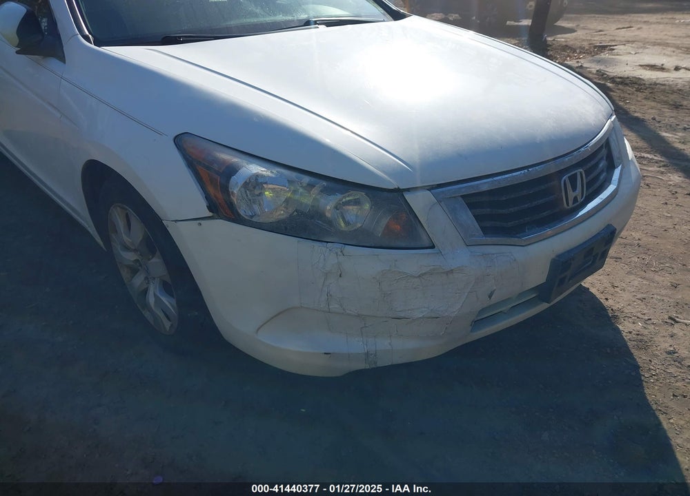 2009 HONDA ACCORD VIN: 1HGCP26809A026771