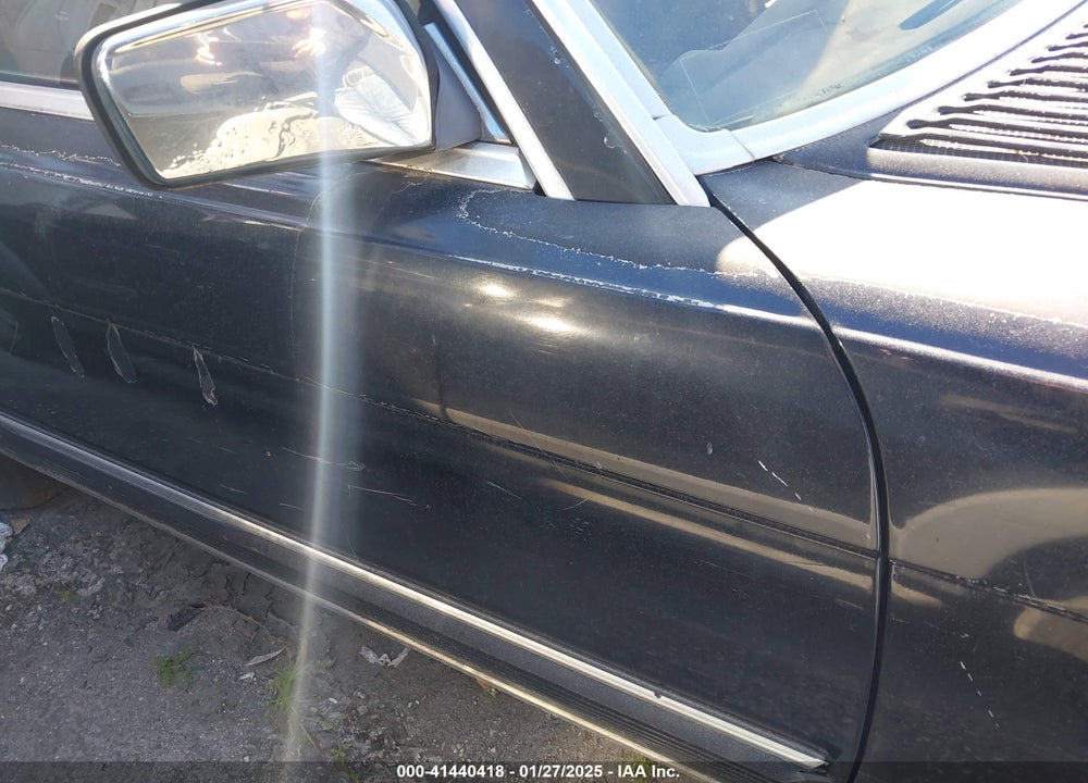 1989 MERCEDES-BENZ 560 SL VIN: WDBBA48D1KA095197