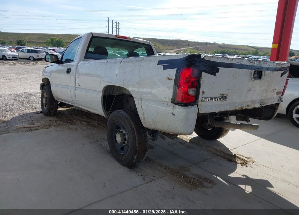 2006 CHEVROLET SILVERADO 2500HD WORK TRUCK VIN: 1GCHC24U76E167647
