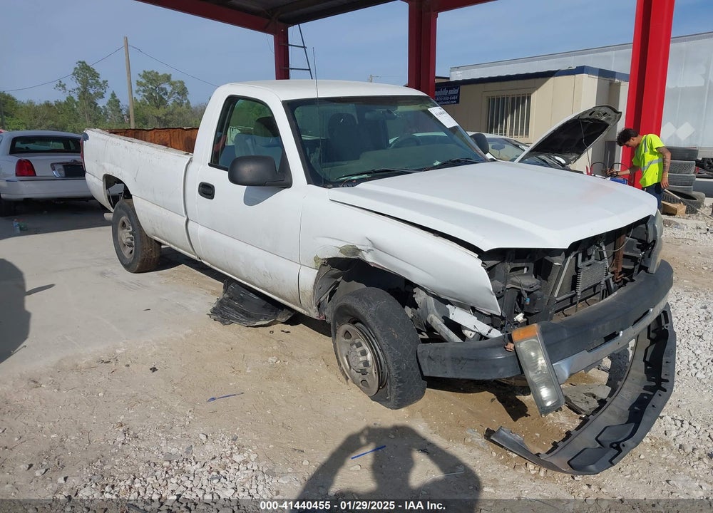 2006 CHEVROLET SILVERADO 2500HD WORK TRUCK VIN: 1GCHC24U76E167647