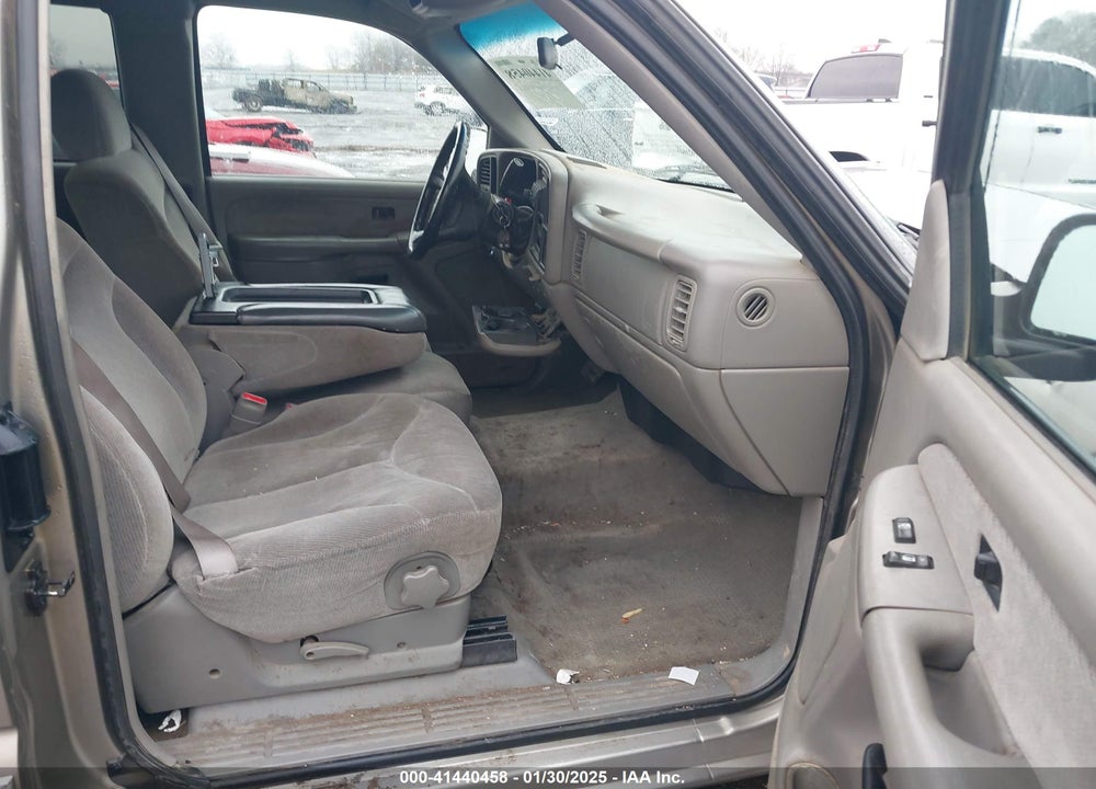 2000 GMC SIERRA 1500 SLE VIN: 2GTEC19V9Y1313002
