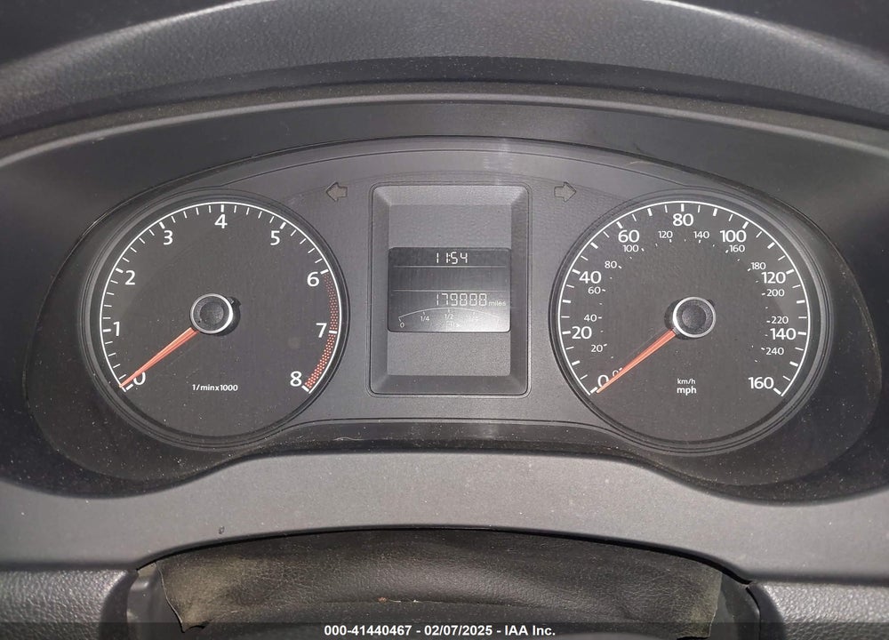 2011 VOLKSWAGEN JETTA 2.5L SE VIN: 3VWBZ7AJ2BM326488