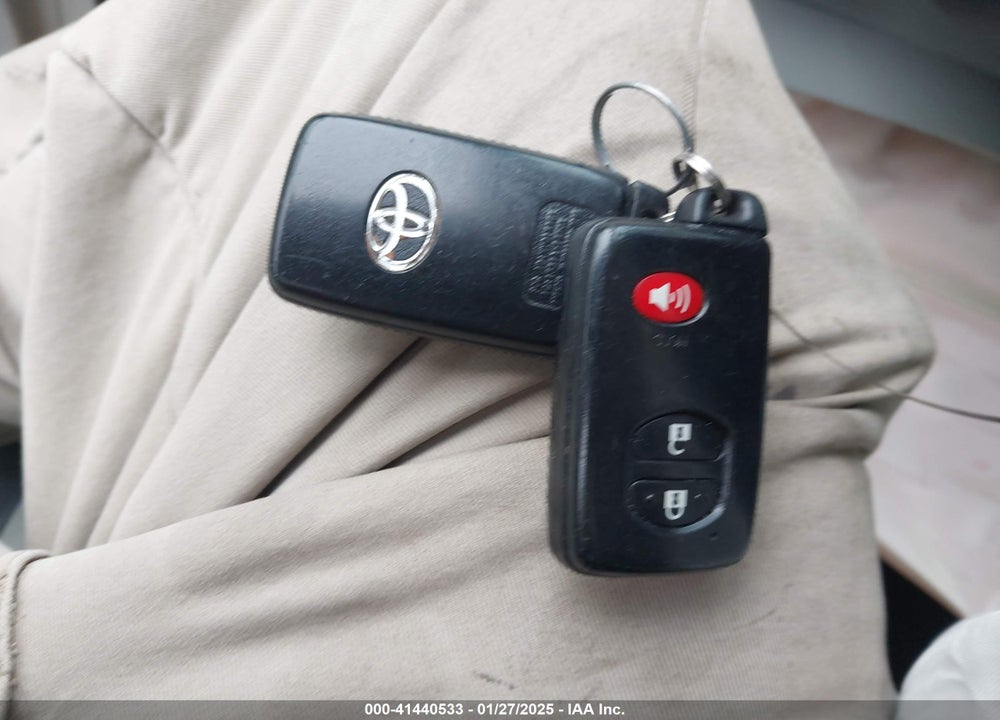 2012 TOYOTA PRIUS V THREE VIN: JTDZN3EU2C3171356