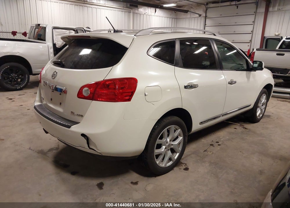 2013 NISSAN ROGUE SV W/SL PKG VIN: JN8AS5MV3DW611567