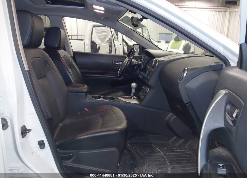 2013 NISSAN ROGUE SV W/SL PKG VIN: JN8AS5MV3DW611567