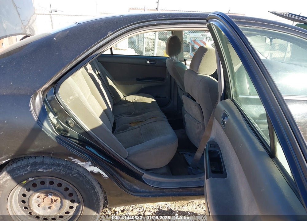 2005 TOYOTA CAMRY STD/ VIN: 4T1BE32K95U005963