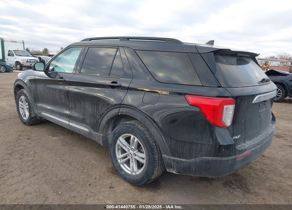 2022 FORD EXPLORER XLT VIN: 1FMSK8DH8NGA89828