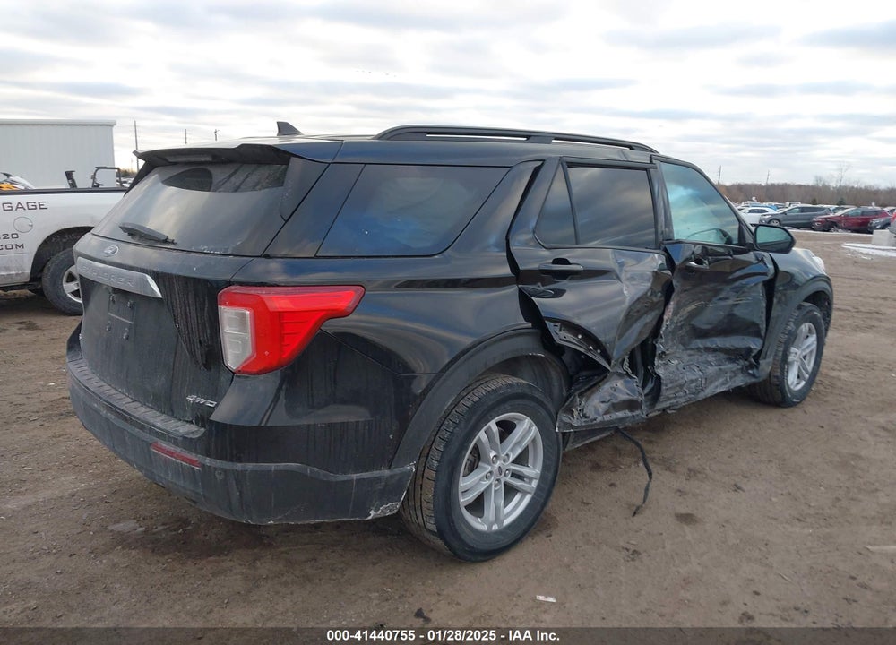 2022 FORD EXPLORER XLT VIN: 1FMSK8DH8NGA89828