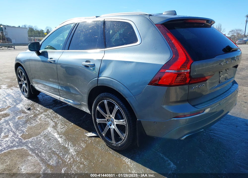 2018 VOLVO XC60 T5 INSCRIPTION VIN: YV4102RL7J1023409