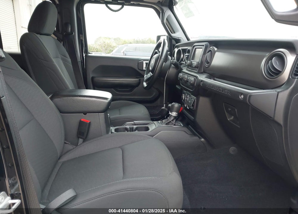 2020 JEEP WRANGLER UNLIMITED SPORT S 4X4 VIN: 1C4HJXDN8LW166119