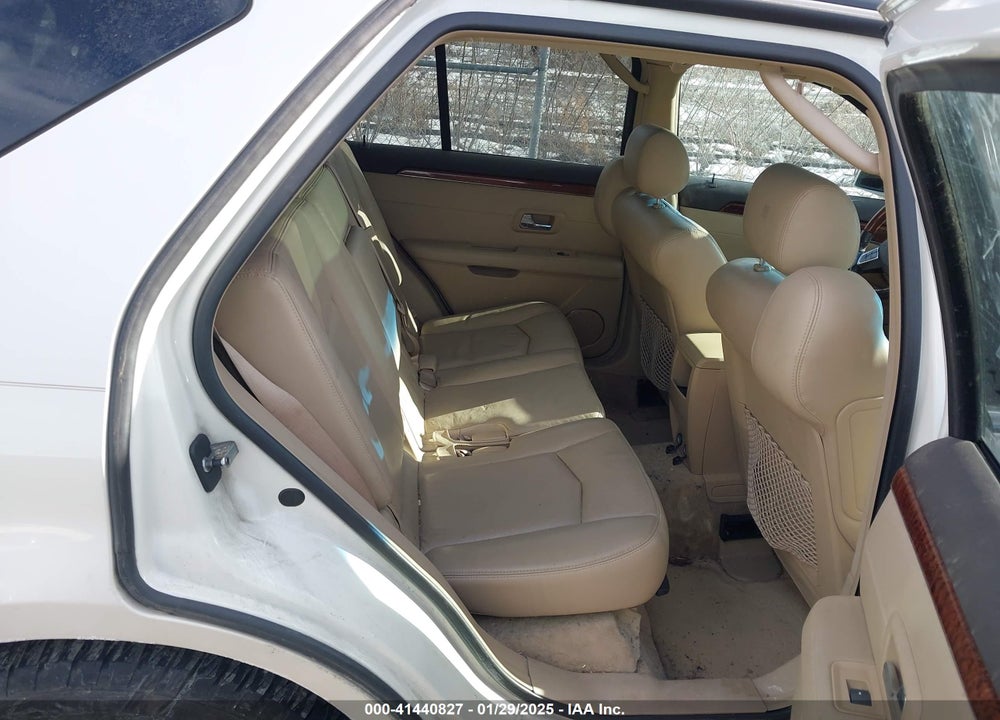2008 CADILLAC SRX V6 VIN: 1GYEE437380132764