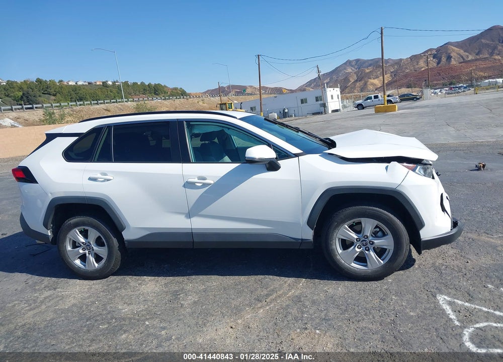 2020 TOYOTA RAV4 XLE VIN: 2T3W1RFV9LC060794