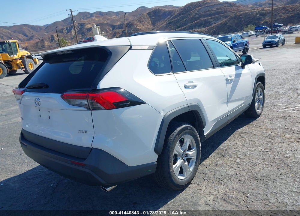 2020 TOYOTA RAV4 XLE VIN: 2T3W1RFV9LC060794
