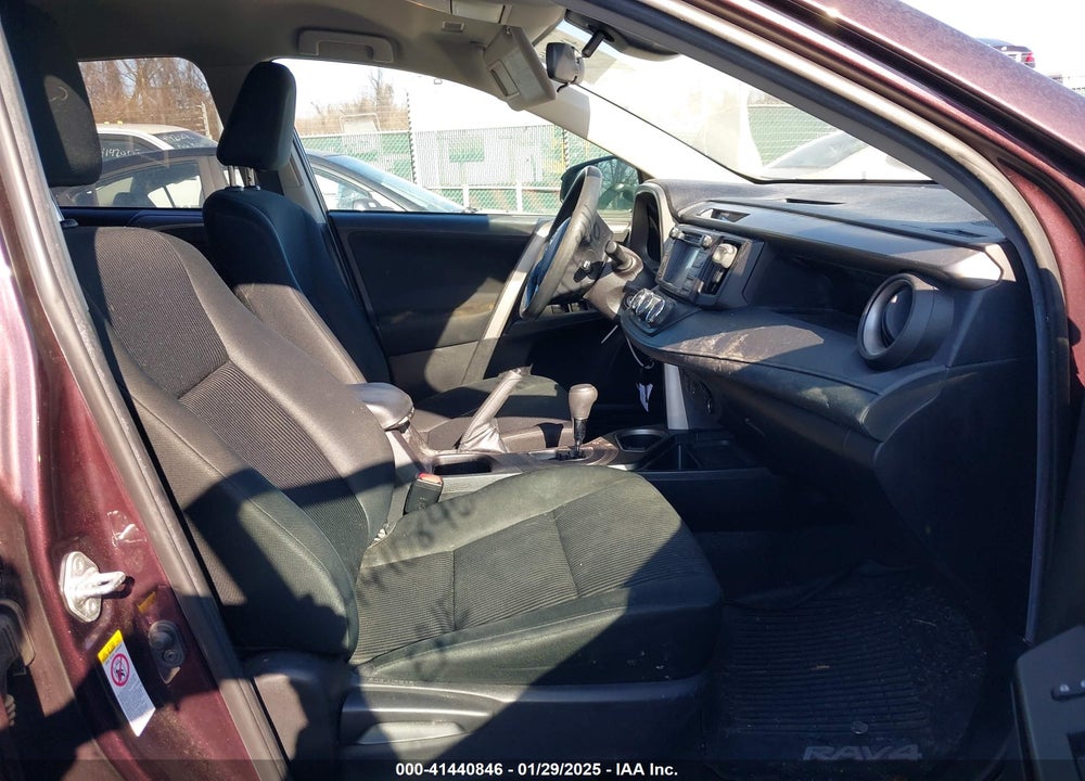 2018 TOYOTA RAV4 VIN: 2T3BFREV8JW845417