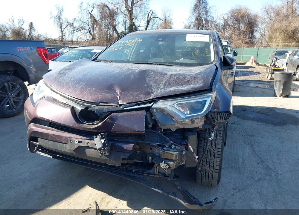 2018 TOYOTA RAV4 VIN: 2T3BFREV8JW845417