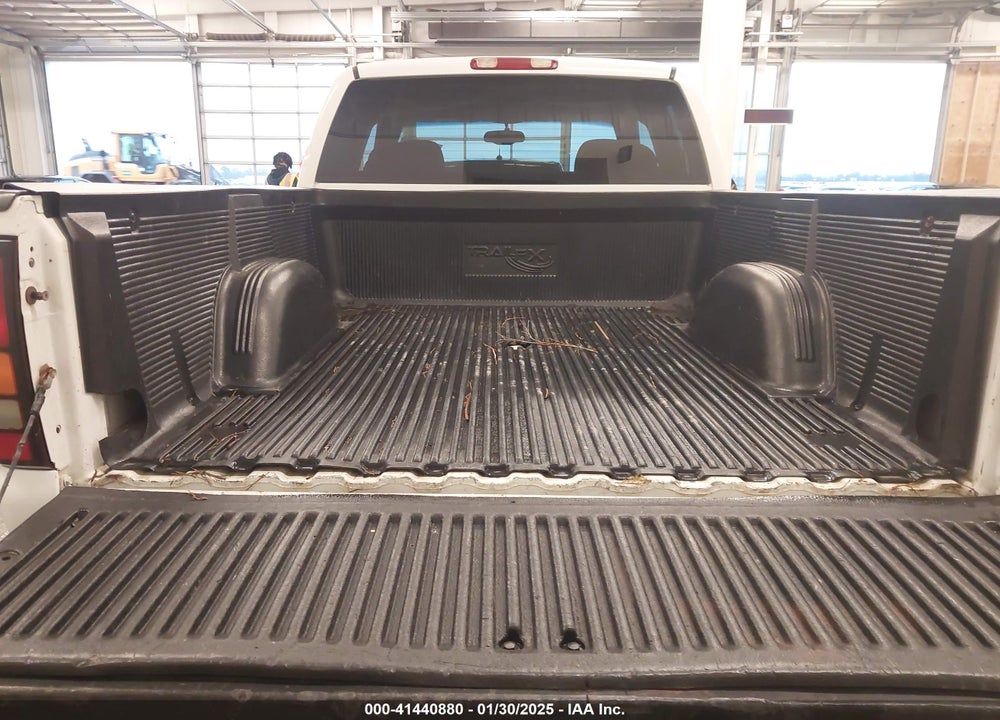 2004 GMC SIERRA 2500HD SLE VIN: 1GTHK29U74E317331