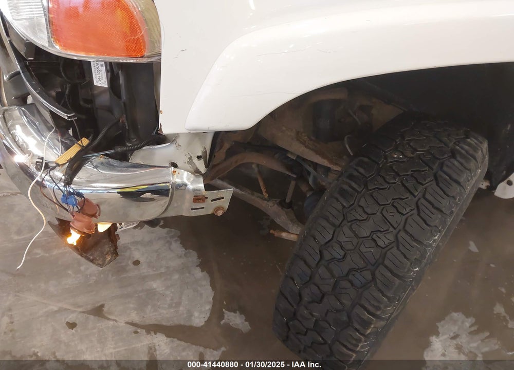 2004 GMC SIERRA 2500HD SLE VIN: 1GTHK29U74E317331