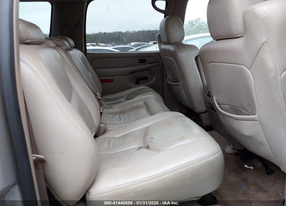 2005 CHEVROLET SUBURBAN 1500 Z71 VIN: 3GNFK16Z85G130750