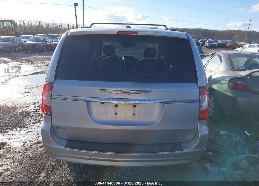 2011 CHRYSLER TOWN & COUNTRY TOURING VIN: 2A4RR5DG8BR623208