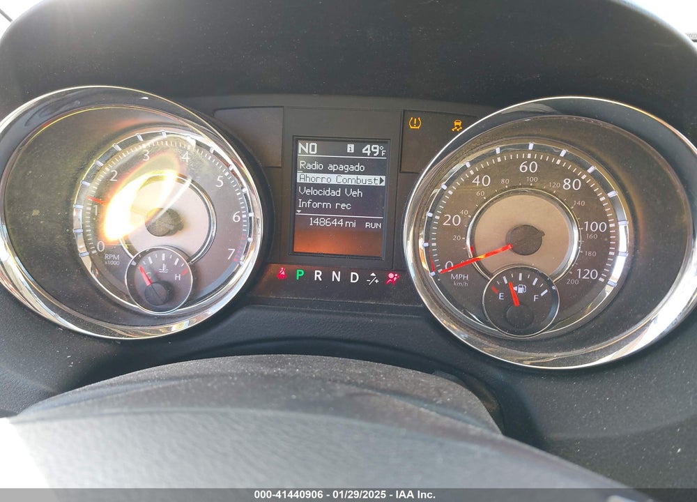 2011 CHRYSLER TOWN & COUNTRY TOURING VIN: 2A4RR5DG8BR623208