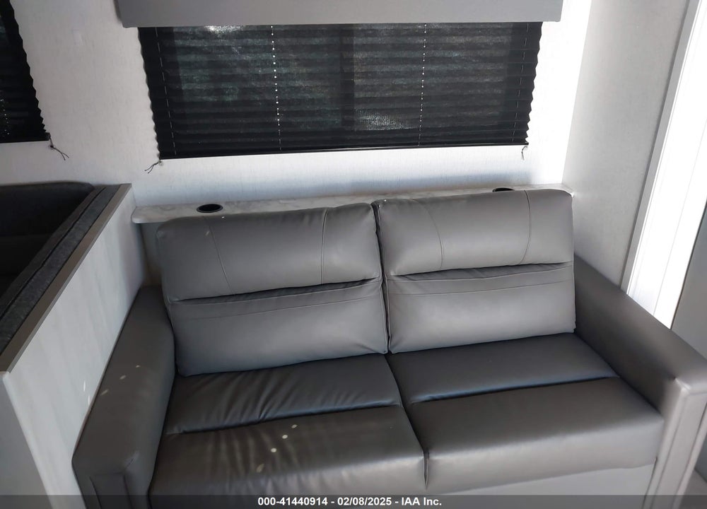 2022 FORD E-450 CUTAWAY VIN: 1FDXE4FN3NDC30511