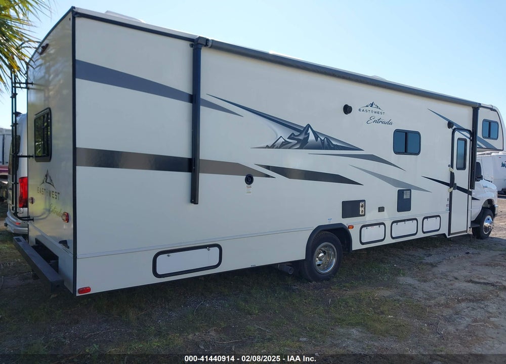2022 FORD E-450 CUTAWAY VIN: 1FDXE4FN3NDC30511