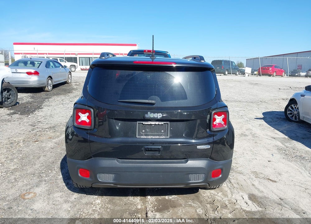 2018 JEEP RENEGADE LATITUDE FWD VIN: ZACCJABB5JPJ36454