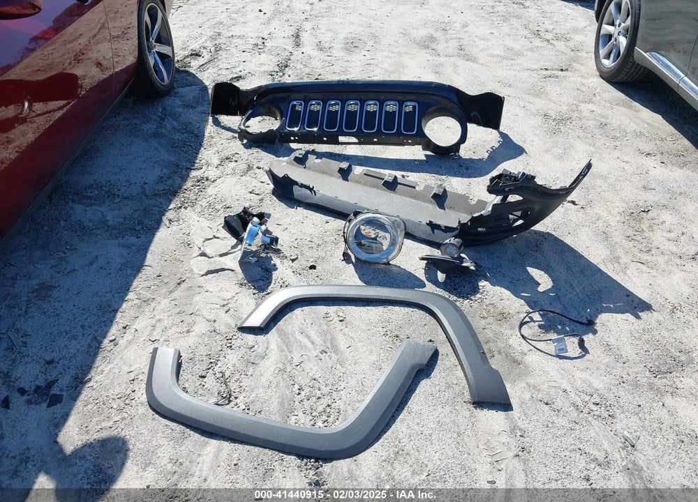 2018 JEEP RENEGADE LATITUDE FWD VIN: ZACCJABB5JPJ36454