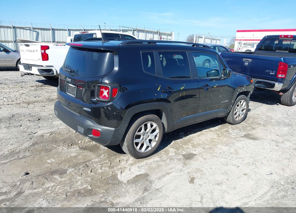 2018 JEEP RENEGADE LATITUDE FWD VIN: ZACCJABB5JPJ36454