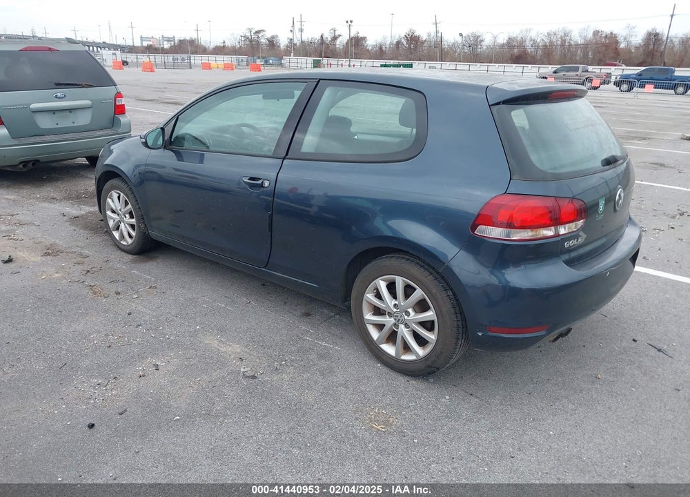 2010 VOLKSWAGEN GOLF 2-DOOR VIN: WVWAA7AJXAW220522