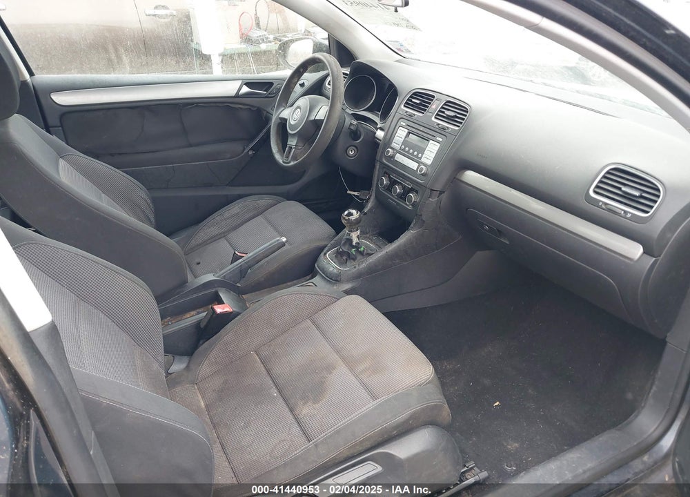 2010 VOLKSWAGEN GOLF 2-DOOR VIN: WVWAA7AJXAW220522
