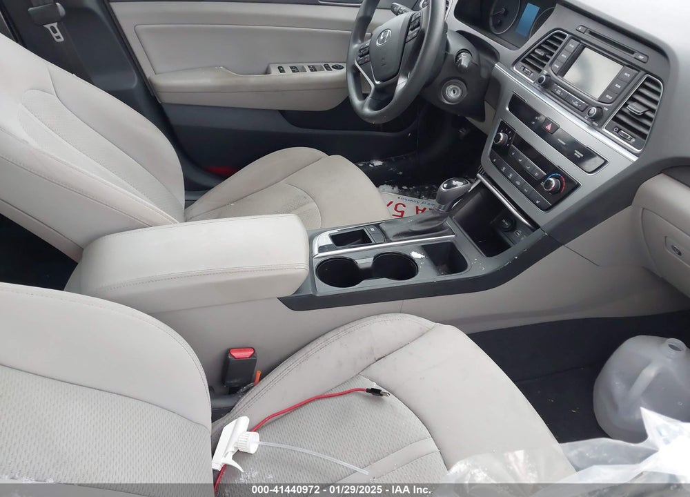 2015 HYUNDAI SONATA VIN: 5NPE34AF9FH022758