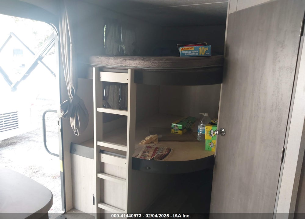 2022 COACHMEN CATALINA VIN: 5ZT2CARB7NU040715