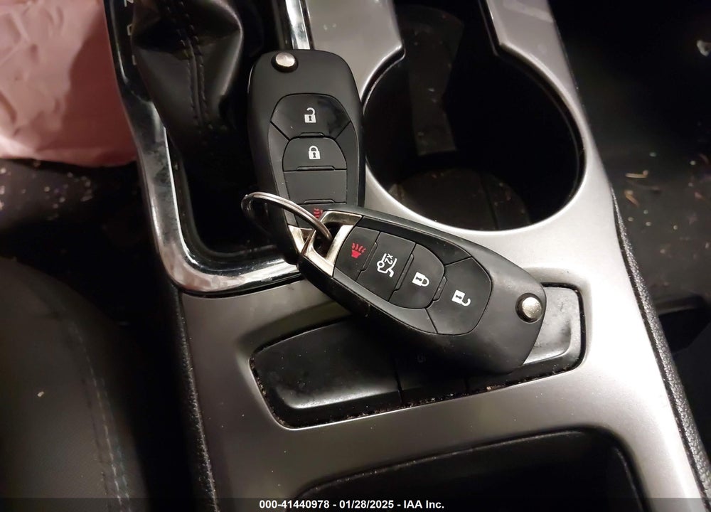 2017 CHEVROLET CRUZE VIN: 3G1BE6SM5HS614696